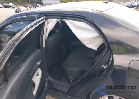 2010 Toyota Corolla S from USA, damaged, VIN 2T1BU4EE1AC476399